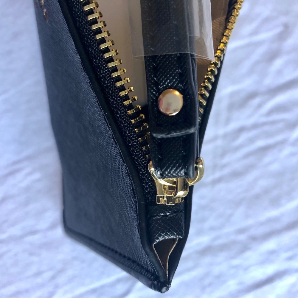 Kate Spade Wristlet Black - Picture 4 of 5